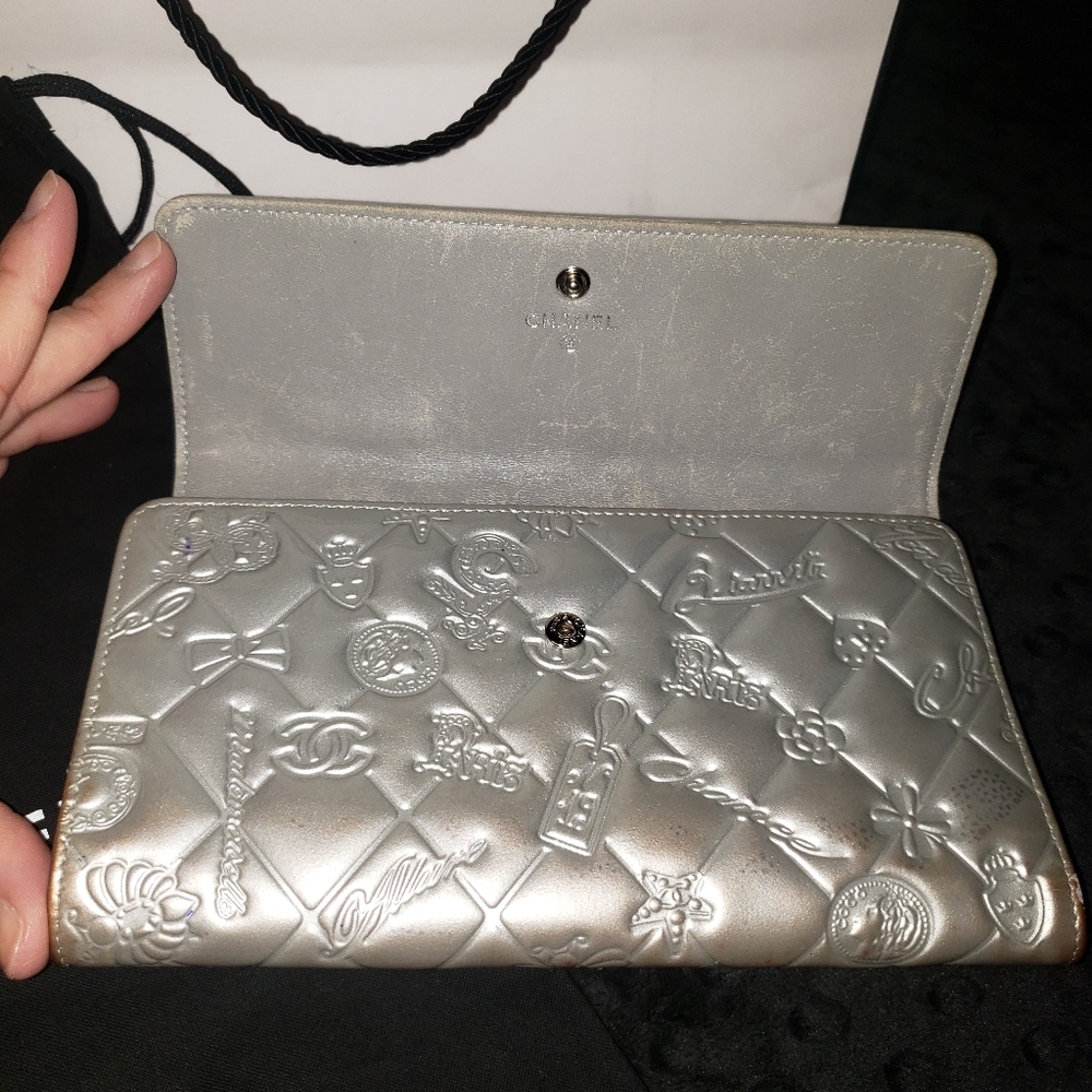 Chanel Wallet - Picture 16 of 16